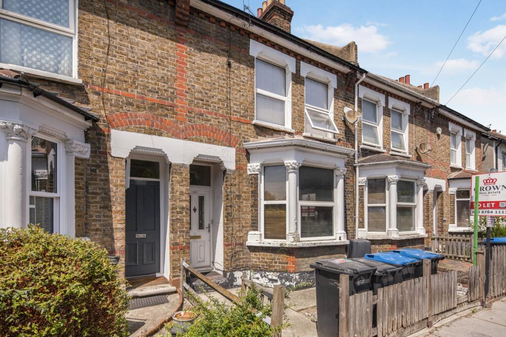 4 bed House Share for rent in Croydon. From Acorn - Crystal Palace
