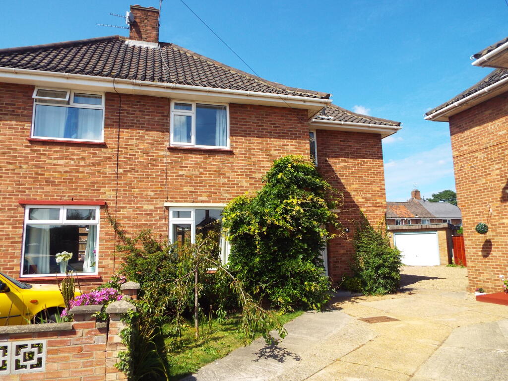 3 bed Detached for rent in Cringleford. From Abbotts - Norwich