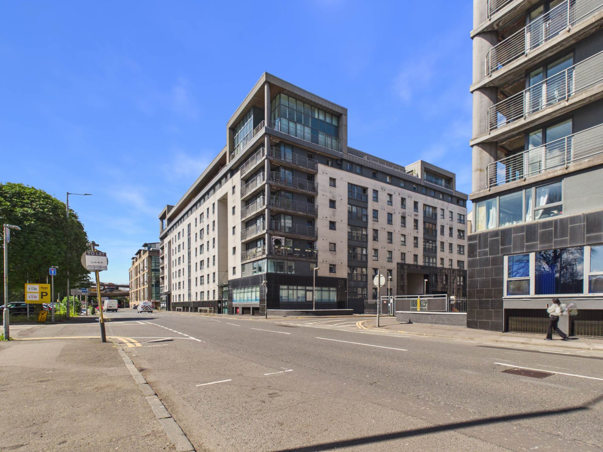2 bed 1st Floor Flat for rent in Glasgow. From AVJ Homes