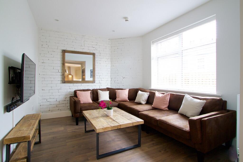 8 bed 1st Floor Flat for rent in Nottingham. From Bairstow Eves - Nottingham