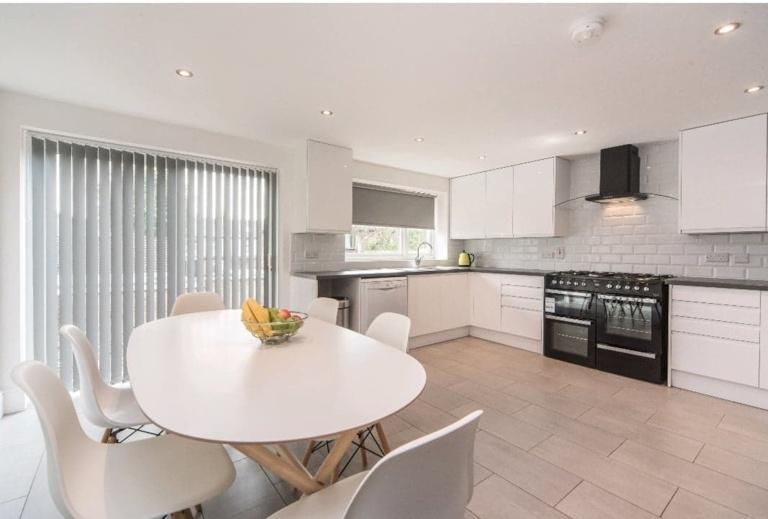 6 bed Not Specified for rent in Nottingham. From Bairstow Eves - Nottingham 6 bed Not Specified for rent in Nottingham. From Bairstow Eves - Nottingham