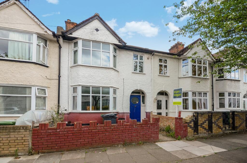 3 bed Semi Detached for rent in London. From Bryan & Keegan - London