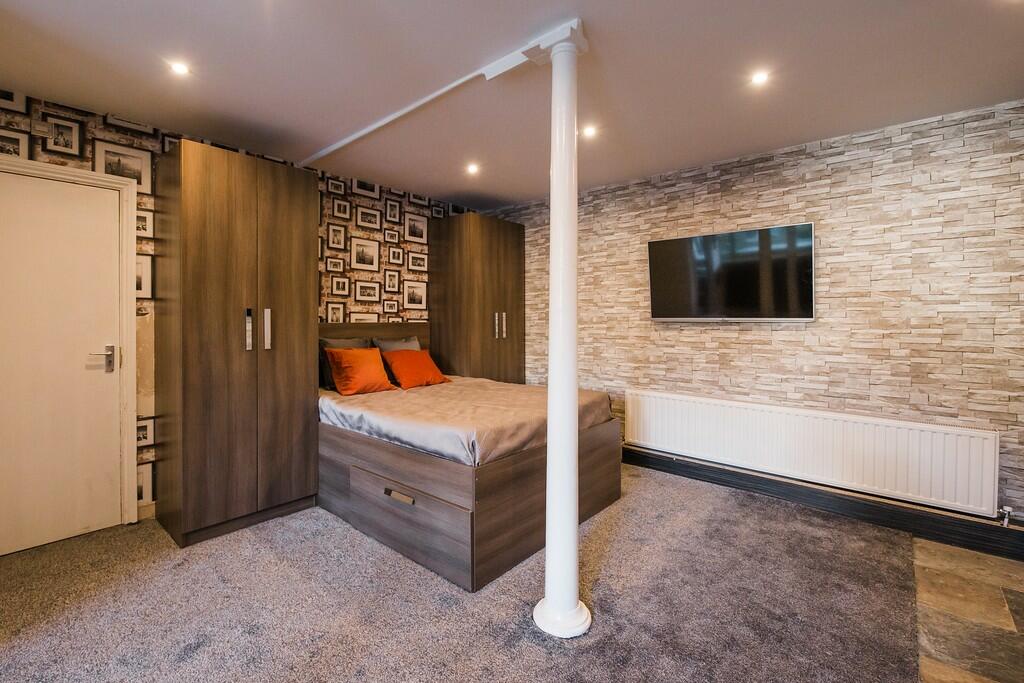 4 bed Studio for rent in Sunderland. From Graysons Properties - Newcastle Upon Tyne