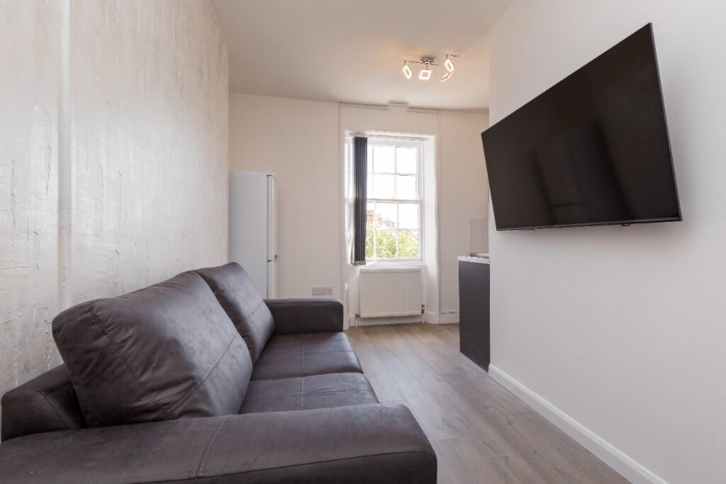 2 bed Apartment for rent in Newcastle upon Tyne. From Graysons Properties - Newcastle Upon Tyne