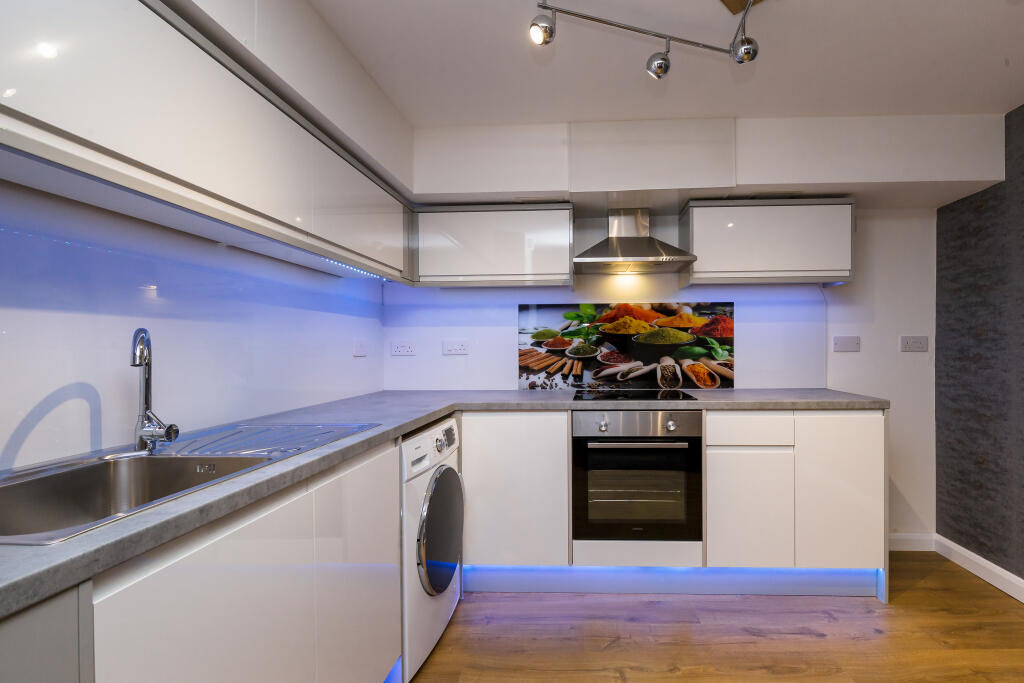 4 bed Apartment for rent in Newcastle upon Tyne. From Graysons Properties - Newcastle Upon Tyne 4 bed Apartment for rent in Newcastle upon Tyne. From Graysons Properties - Newcastle Upon Tyne