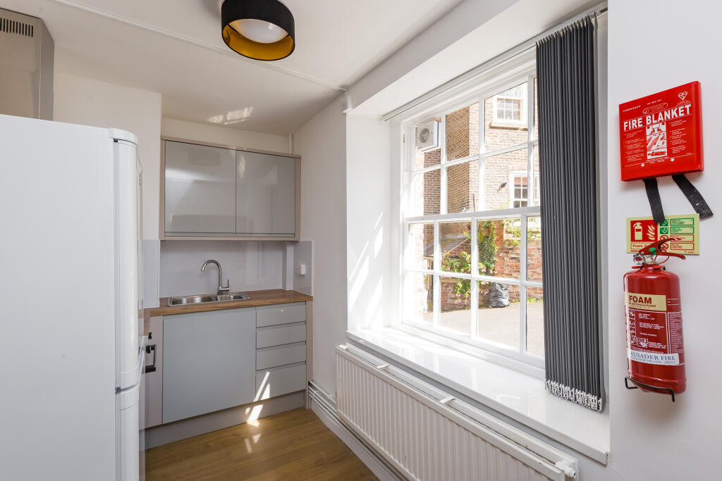 3 bed Studio for rent in Newcastle upon Tyne. From Graysons Properties - Newcastle Upon Tyne 3 bed Studio for rent in Newcastle upon Tyne. From Graysons Properties - Newcastle Upon Tyne