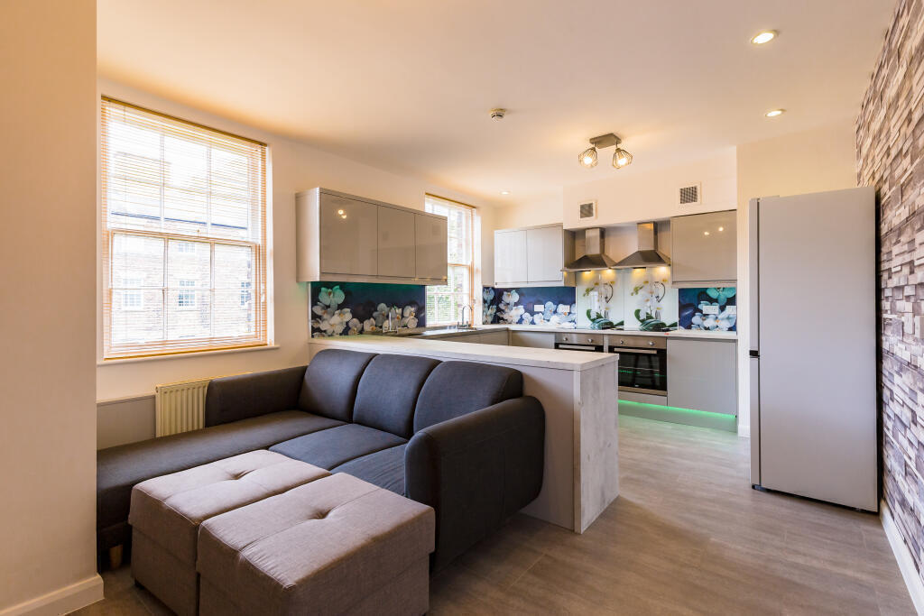 3 bed Flat Share for rent in Newcastle upon Tyne. From Graysons Properties - Newcastle Upon Tyne