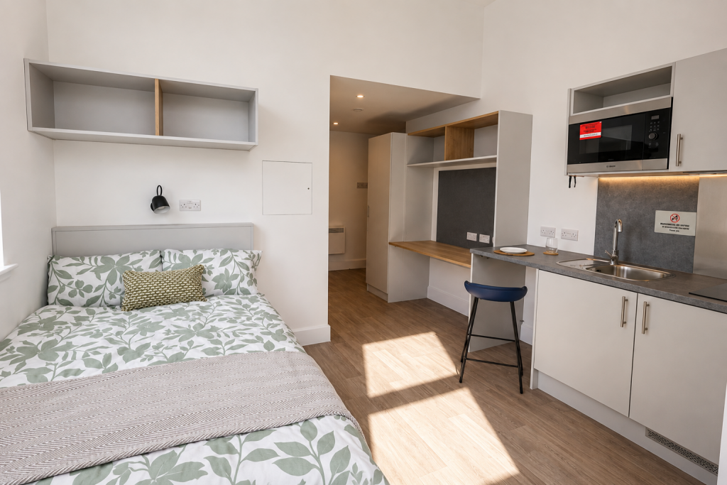 4 bed Studio for rent in Glasgow. From Graysons Properties - Newcastle Upon Tyne