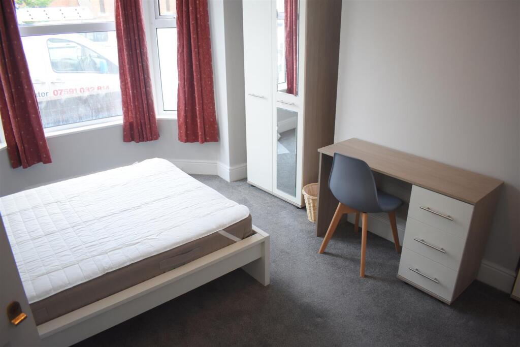 4 bed Mid Terraced House for rent in Portsmouth. From Christies - Southsea