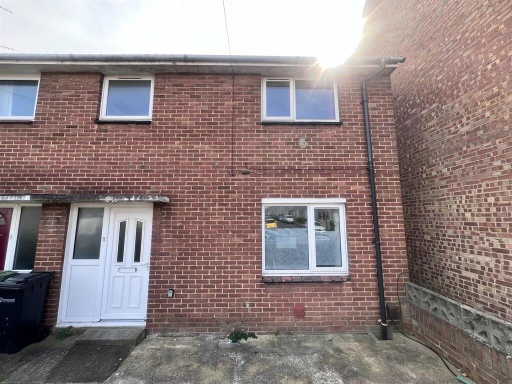 6 bed End of Terrace for rent in Portsmouth. From Christies - Southsea