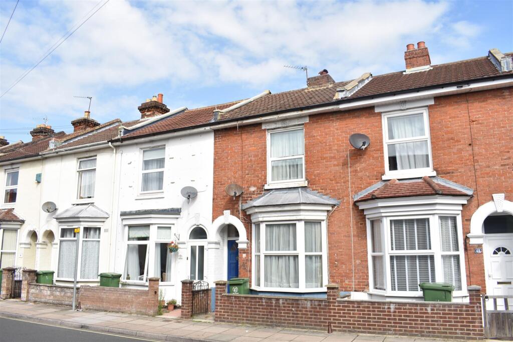 3 bed Mid Terraced House for rent in Portsmouth. From Christies - Southsea