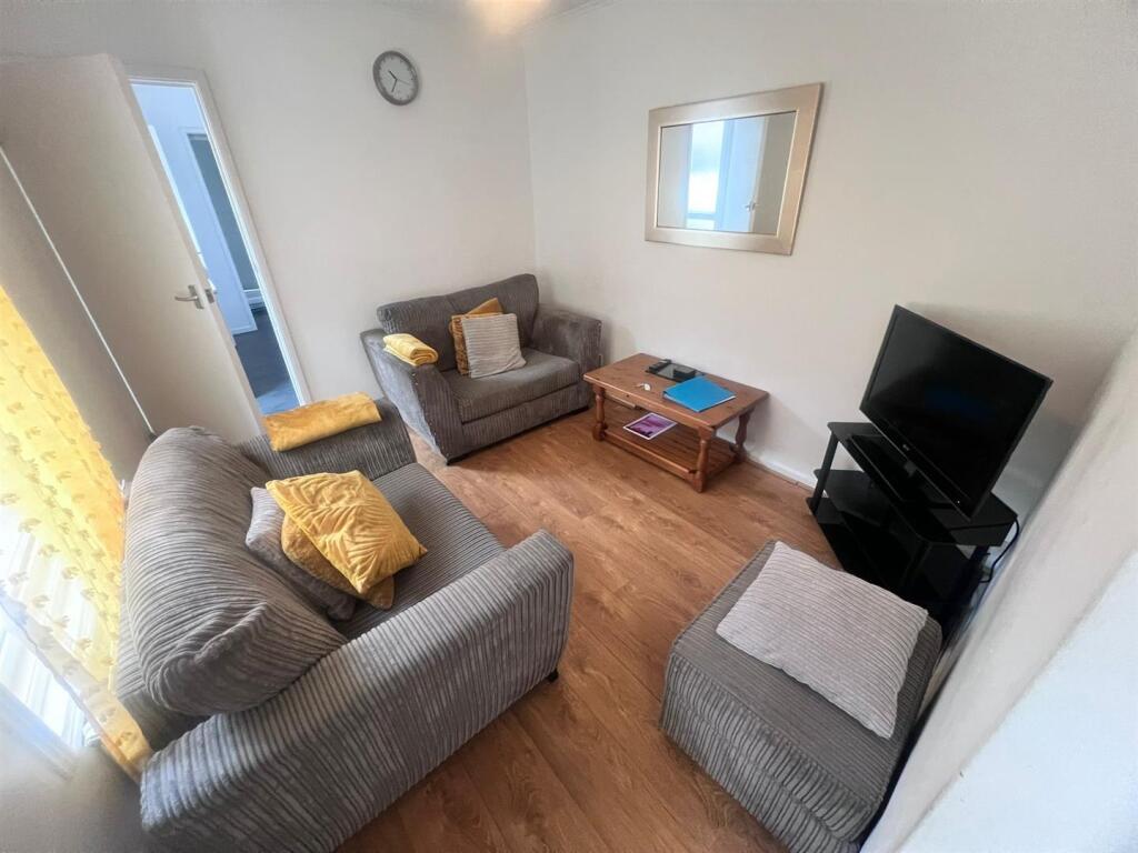 5 bed End of Terrace for rent in Portsmouth. From Christies - Southsea
