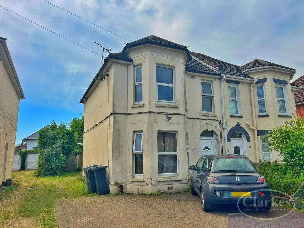 6 bed Detached for rent in Bournemouth. From Clarkes Estate Agents - Bournemouth