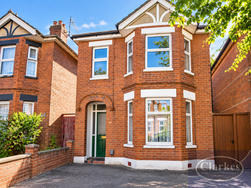 6 bed Detached for rent in Bournemouth. From Clarkes Estate Agents - Bournemouth