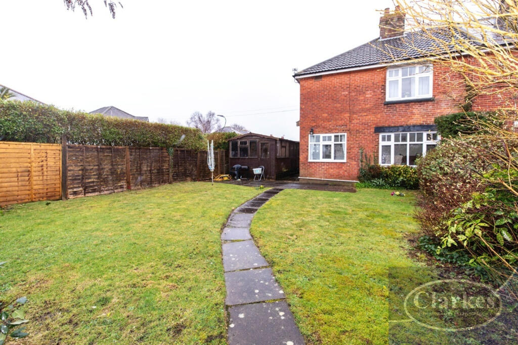 4 bed Semi Detached for rent in Bournemouth. From Clarkes Estate Agents - Bournemouth