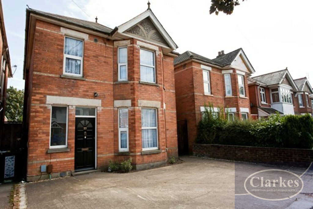 4 bed Detached for rent in Bournemouth. From Clarkes Estate Agents - Bournemouth