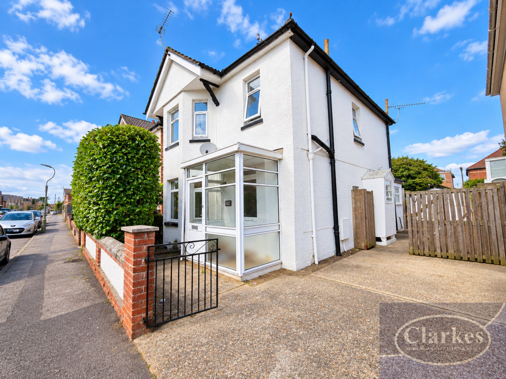 5 bed Detached for rent in Bournemouth. From Clarkes Estate Agents - Bournemouth