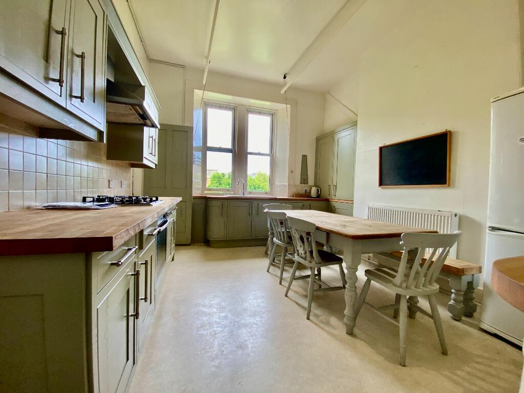 5 bed 1st Floor Flat for rent in Edinburgh. From Cullen Property Ltd - Edinburgh