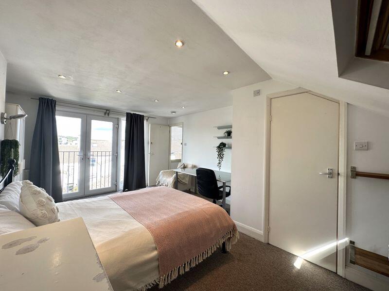 6 bed Mid Terraced House for rent in Ovingdean. From Coapt - Brighton