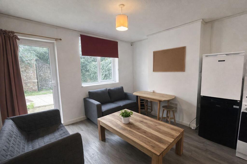 4 bed Mid Terraced House for rent in Ovingdean. From Coapt - Brighton 4 bed Mid Terraced House for rent in Ovingdean. From Coapt - Brighton