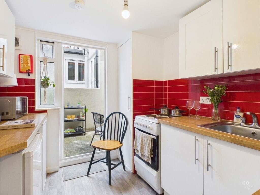 3 bed 1st Floor Flat for rent in Brighton and Hove. From Coapt - Brighton 3 bed 1st Floor Flat for rent in Brighton and Hove. From Coapt - Brighton
