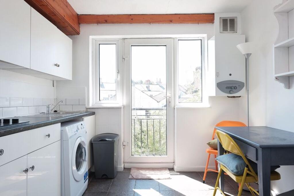 3 bed 1st Floor Flat for rent in Ovingdean. From Coapt - Brighton