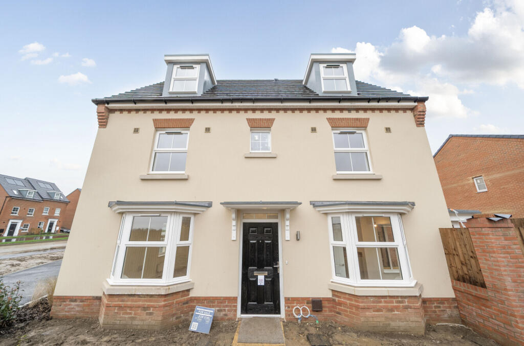 4 bed Town House for rent in . From Connells Lettings - Maidstone