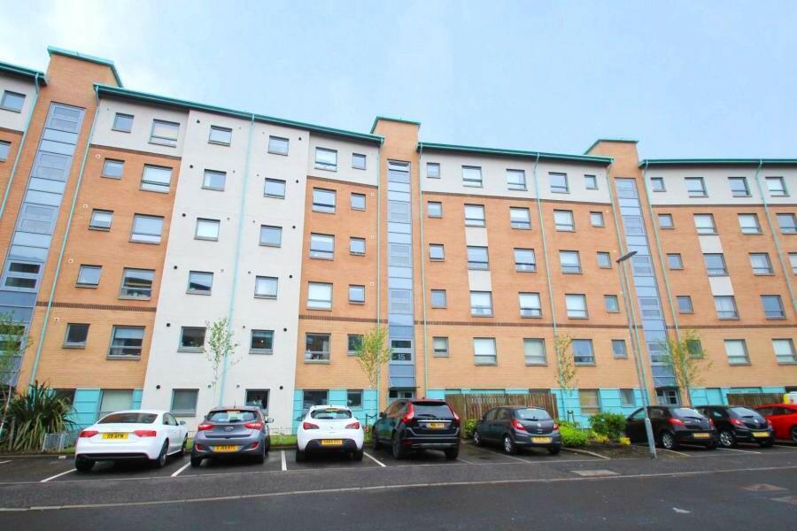 1 bed 1st Floor Flat for rent in Glasgow. From Countrywide - Glasgow City Living