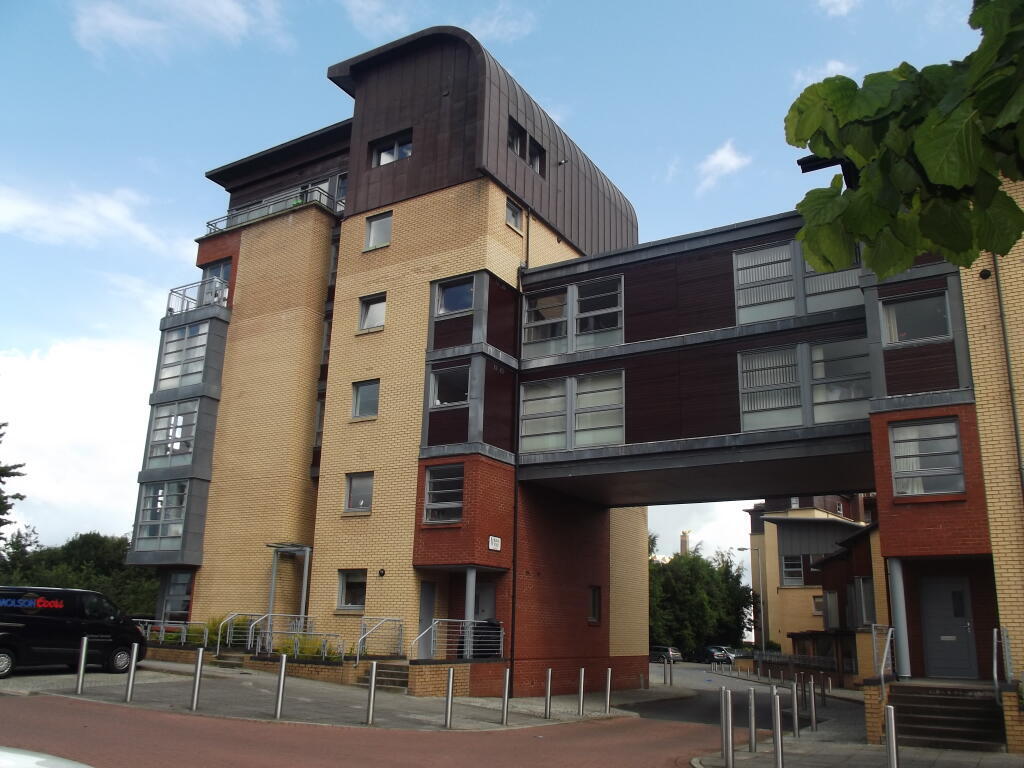 1 bed 1st Floor Flat for rent in Glasgow. From Countrywide - Glasgow City Living