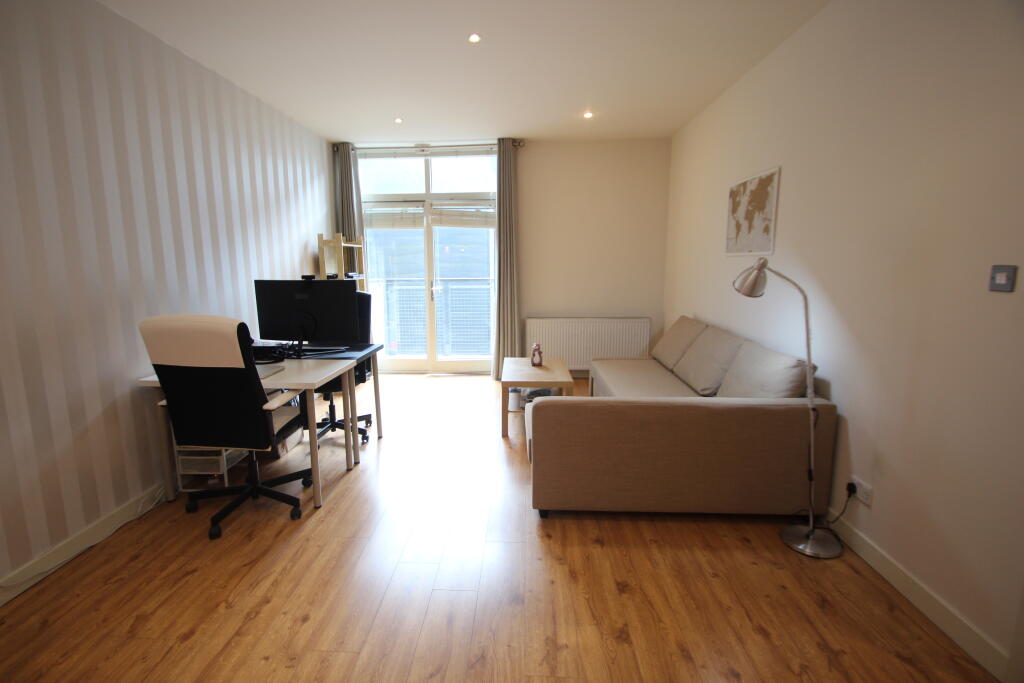 1 bed 1st Floor Flat for rent in Glasgow. From Countrywide - Glasgow City Living