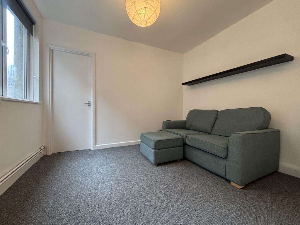 1 bed 1st Floor Flat for rent in Cardiff. From CPS Homes - Cardiff