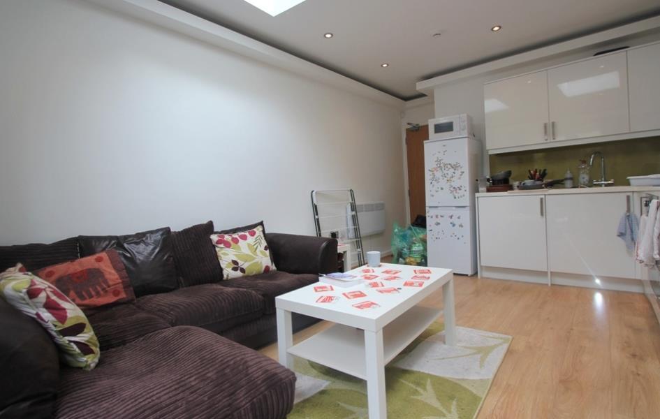 3 bed House (unspecified) for rent in Cardiff. From CPS Homes - Cardiff