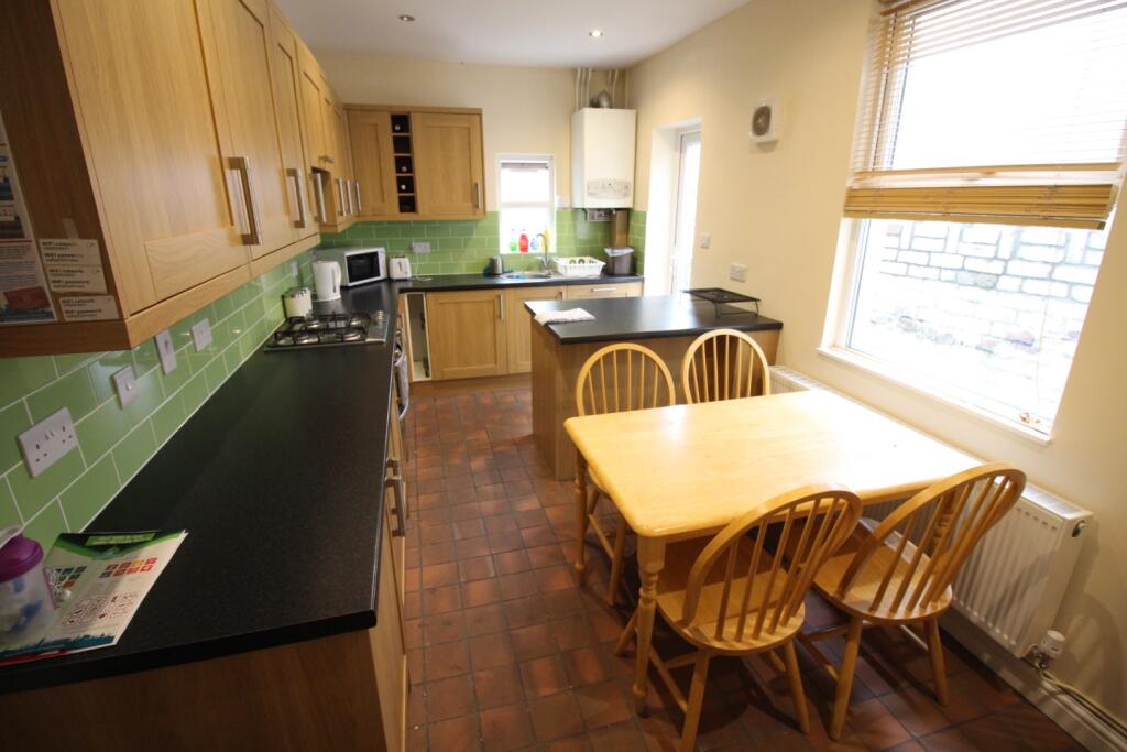 4 bed Mid Terraced House for rent in Cardiff. From CPS Homes - Cardiff 4 bed Mid Terraced House for rent in Cardiff. From CPS Homes - Cardiff