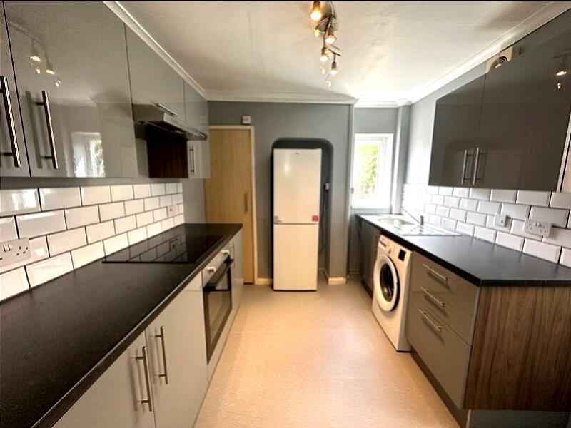 4 bed Mid Terraced House for rent in Cardiff. From CPS Homes - Cardiff