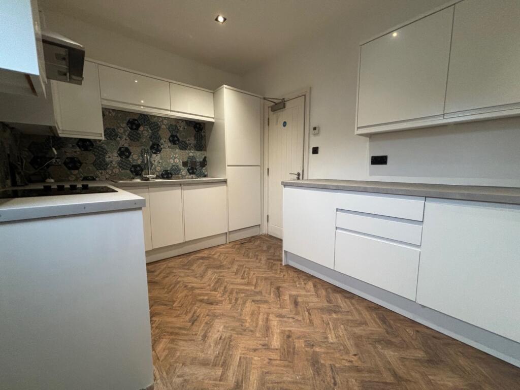 5 bed 1st Floor Flat for rent in Cardiff. From CPS Homes - Cardiff