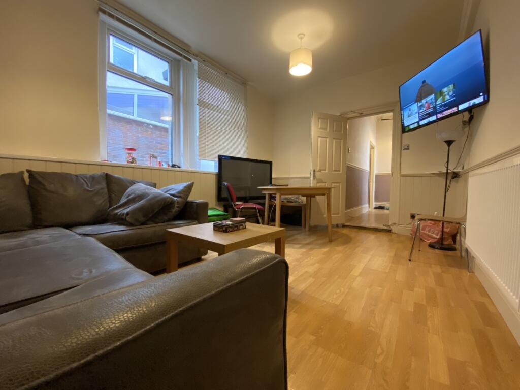6 bed End of Terrace for rent in Cardiff. From CPS Homes - Cardiff 6 bed End of Terrace for rent in Cardiff. From CPS Homes - Cardiff