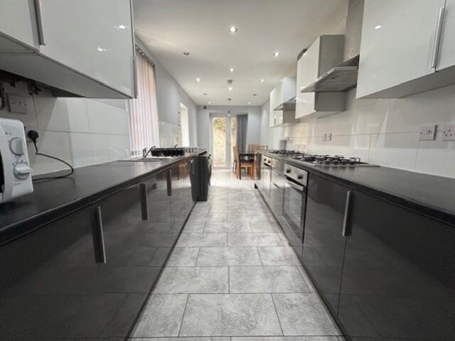 6 bed Detached for rent in Cardiff. From CPS Homes - Cardiff 6 bed Detached for rent in Cardiff. From CPS Homes - Cardiff