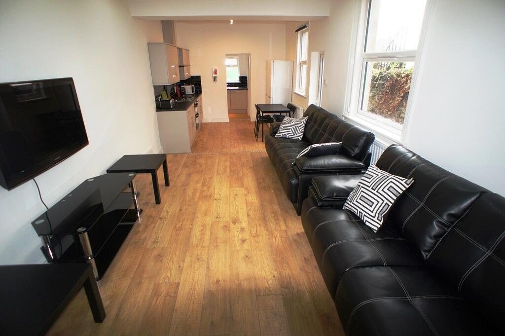 7 bed Mid Terraced House for rent in Cardiff. From CPS Homes - Cardiff