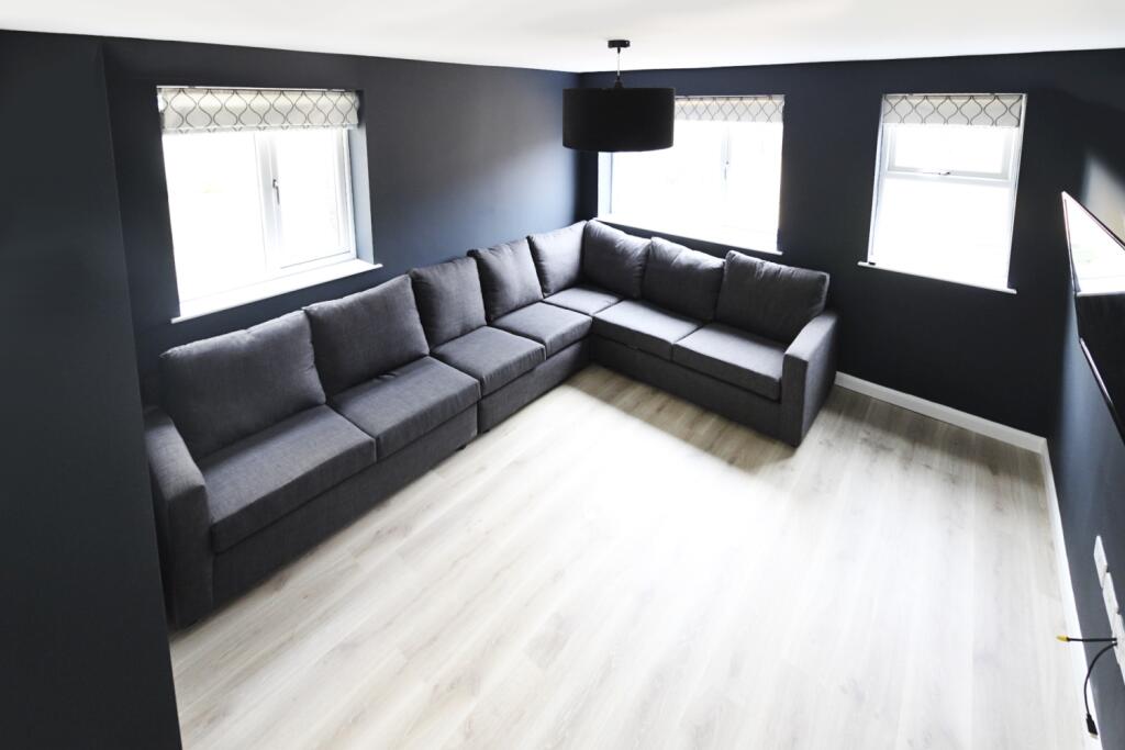 7 bed Mid Terraced House for rent in Cardiff. From CPS Homes - Cardiff