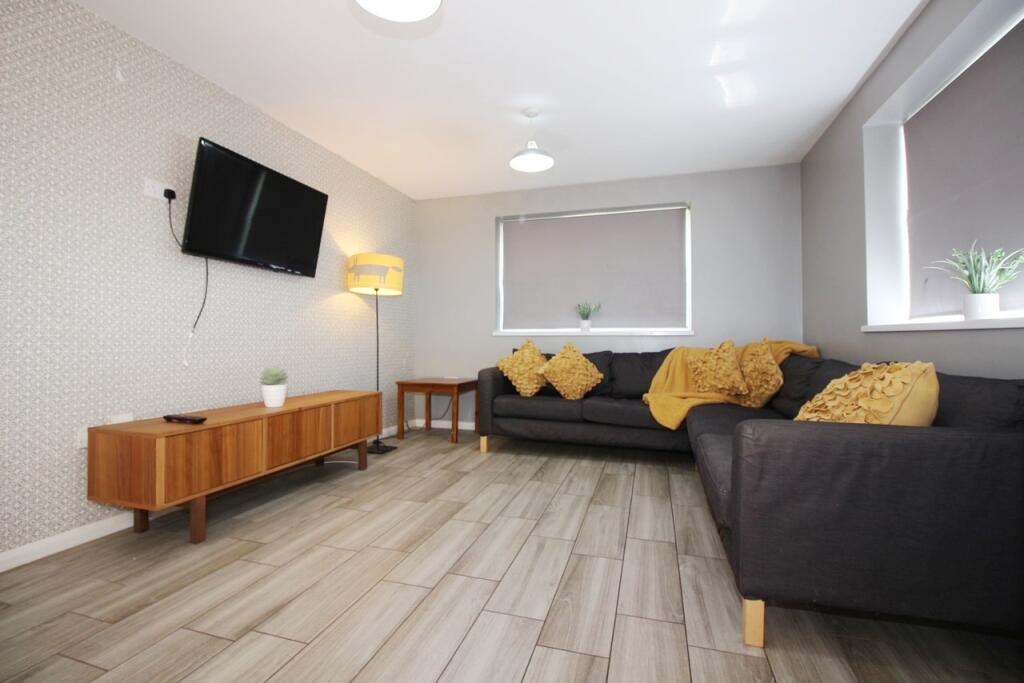 8 bed Detached for rent in Cardiff. From CPS Homes - Cardiff