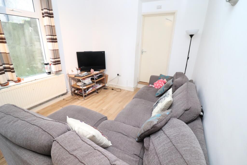 6 bed Detached for rent in Cardiff. From CPS Homes - Cardiff