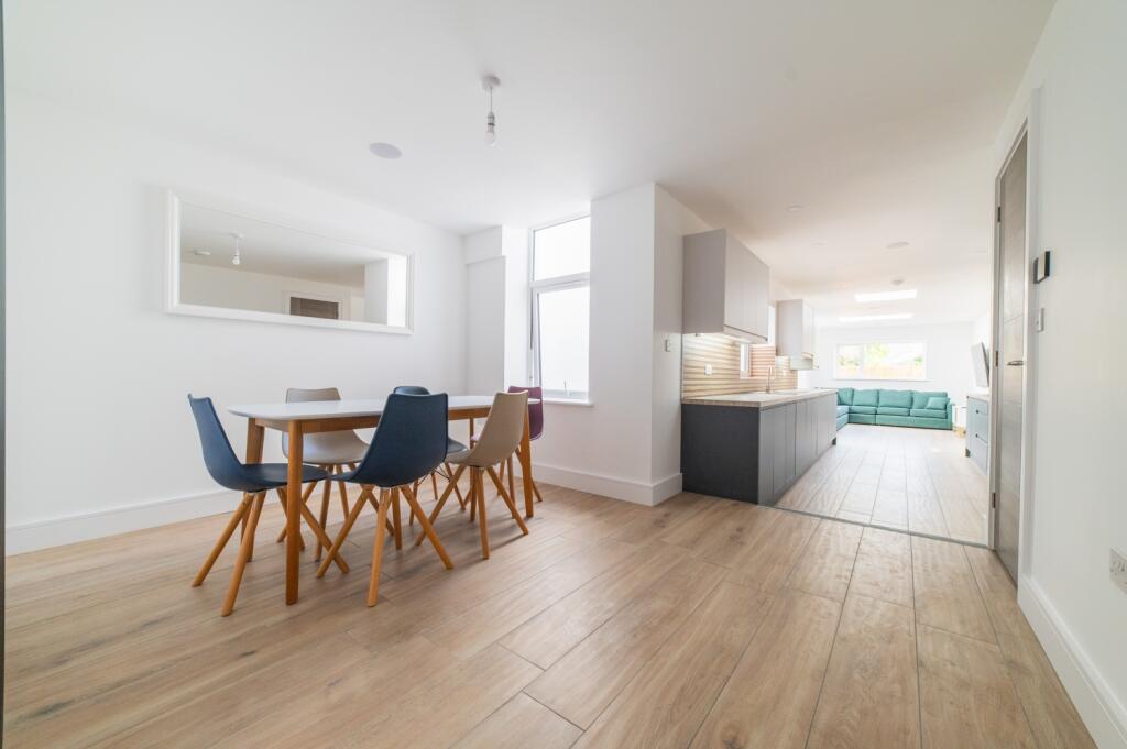 6 bed Mid Terraced House for rent in Cardiff. From CPS Homes - Cardiff 6 bed Mid Terraced House for rent in Cardiff. From CPS Homes - Cardiff