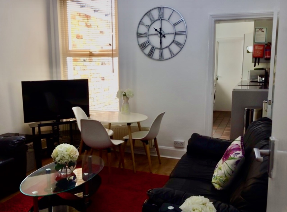 5 bed Detached for rent in Birmingham. From Dixons - Selly Oak 5 bed Detached for rent in Birmingham. From Dixons - Selly Oak