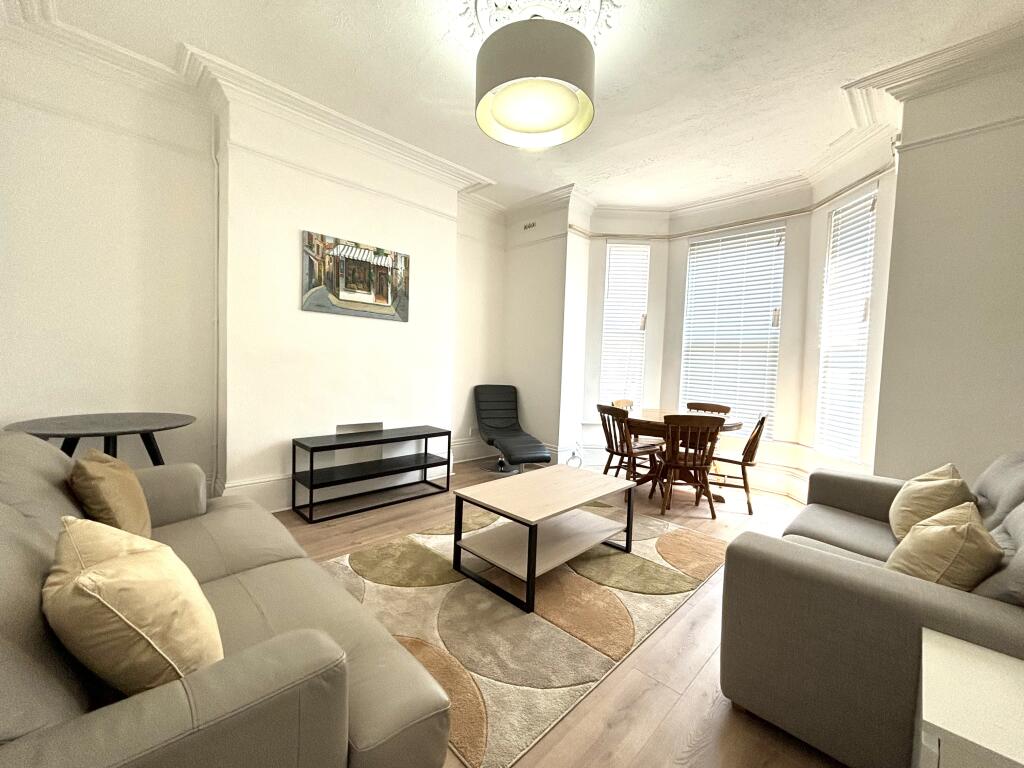 6 bed Mid Terraced House for rent in Birmingham. From Dixons - Selly Oak