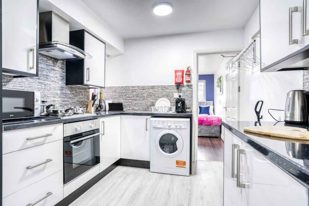 1 bed Apartment for rent in Headley Heath. From Easy Lettings (Birmingham) Ltd - Birmingham