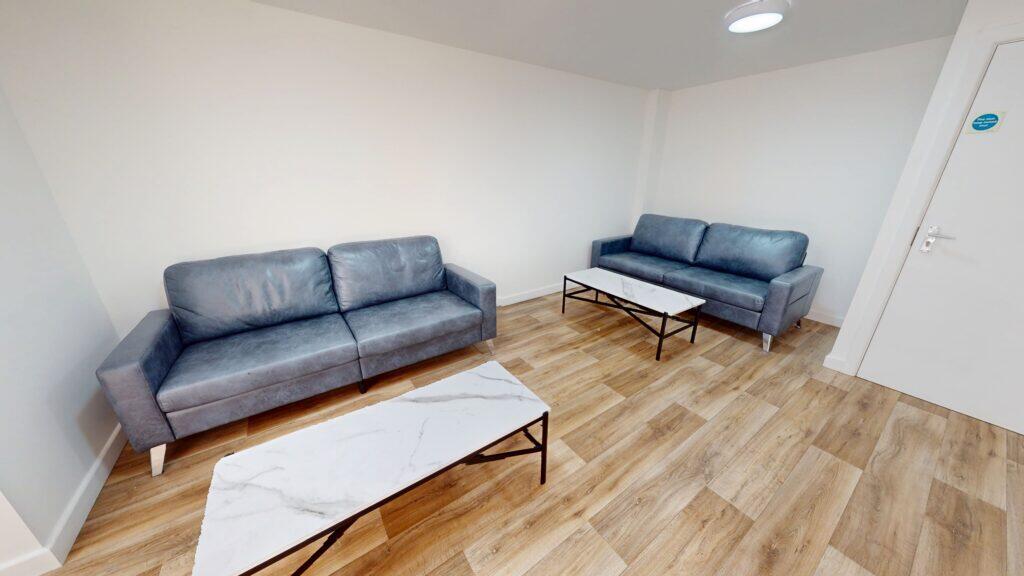 0 bed Studio for rent in Headley Heath. From Easy Lettings (Birmingham) Ltd - Birmingham