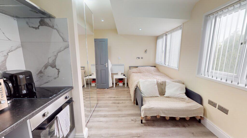 4 bed Studio for rent in Birmingham. From Easy Lettings (Birmingham) Ltd - Birmingham
