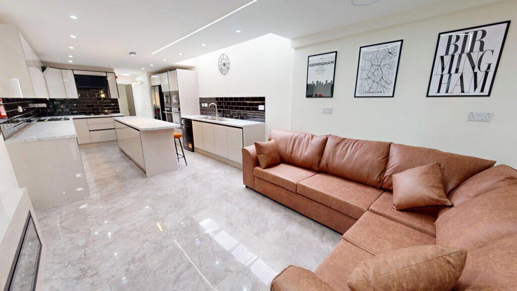 6 bed Detached for rent in Birmingham. From Easy Lettings (Birmingham) Ltd - Birmingham