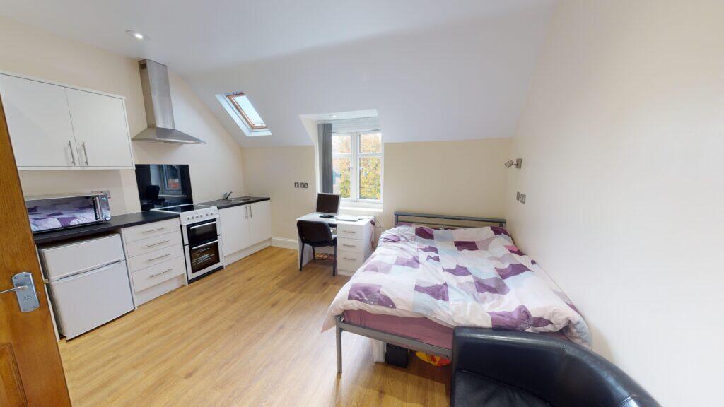 4 bed Studio for rent in Birmingham. From Easy Lettings (Birmingham) Ltd - Birmingham 4 bed Studio for rent in Birmingham. From Easy Lettings (Birmingham) Ltd - Birmingham