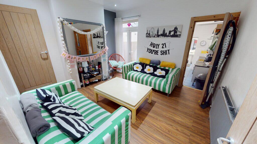 5 bed Detached for rent in Birmingham. From Easy Lettings (Birmingham) Ltd - Birmingham